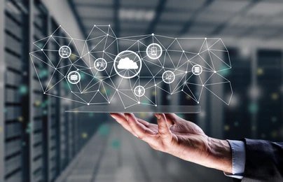 Outsourcing IT in 2025: Efficiency, Cost Savings, and Performance